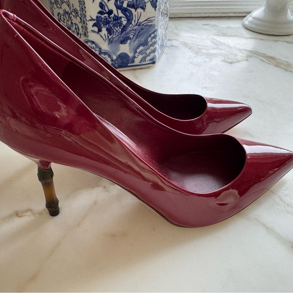 Gucci Bamboo heel patent cherry  pumps new
